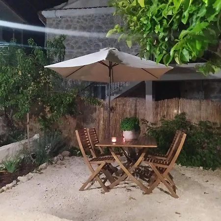 Totolos In Lazaratika Corfu Hébergement de vacances Agios Panteleimon (Corfu)