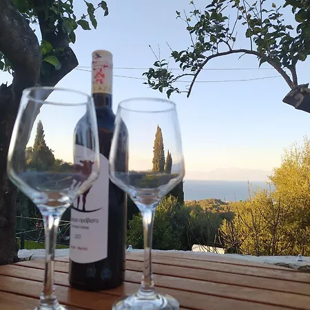 Hébergement de vacances Totolos In Lazaratika Corfu *