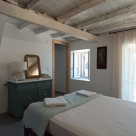 Semesterbostad Totolos In Lazaratika Corfu Agios Panteleimon (Corfu)