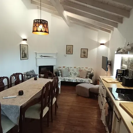Totolos In Lazaratika Corfu Hébergement de vacances *