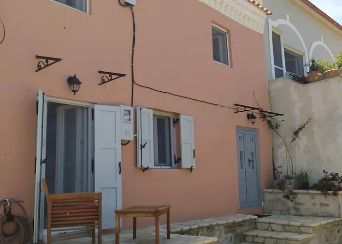 Totolos In Lazaratika Corfu Semesterbostad Agios Panteleimon (Corfu)