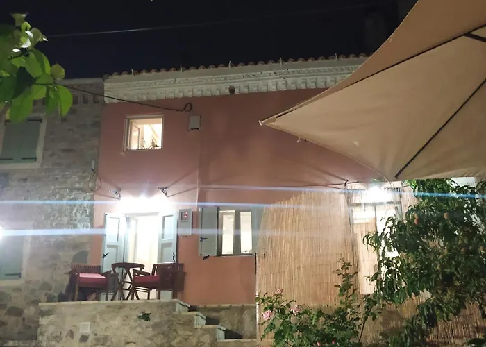 Semesterbostad Totolos In Lazaratika Corfu